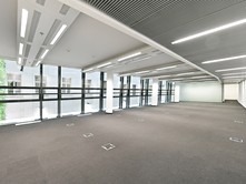 Pronájem kanceláře 253 m²